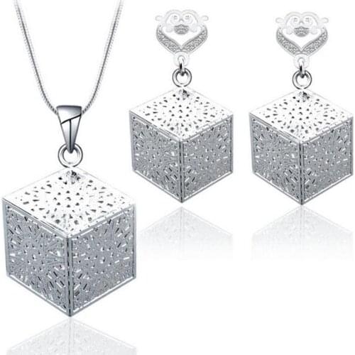 Noble square decoration wholesale high quality plating Jewelry Sets for Women pendants Necklace earring Alloy color