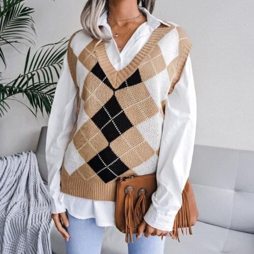 2021 Womens Fall Winter New Fashion All Match Diamond V Neck Sleeveless Casual Oversized Chic Knit Vest Sweater For Female