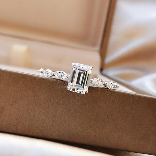 100% 925 Sterling Emerald Cut Created Moissanite Diamond Wedding Ring For Women Fashion Fine Jewelry Gift