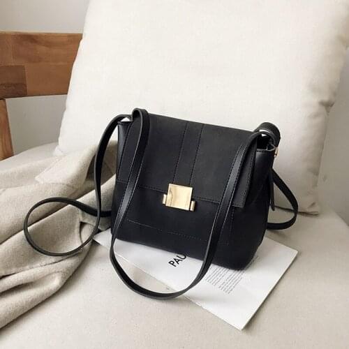 Large capacity PU womens shoulder bag high quality 2019 new winter womens Messenger bag magnetic buckle handbag discount bags