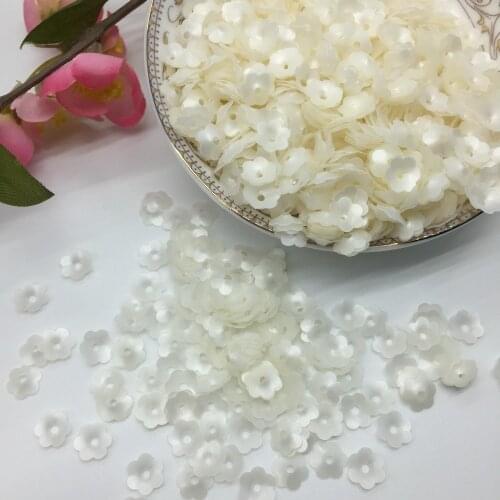 50g/lot 8mm White PVC Sequins Flower Sequins With 1 Center Hole Blossom Cup Garment Accessory Sewing Paillette Wedding Sequins