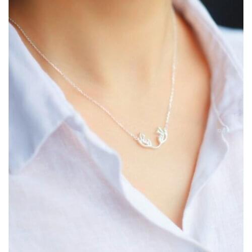 SanLan 1pcs Deer Necklace Elk Antler Pendant Deer Antler Jewelry