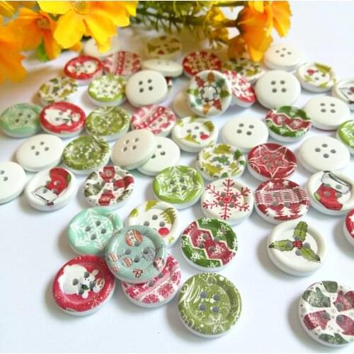 50pcs 15mm Mixed Random Wood Buttons 2 Holes Christmas series Round Pattern Sewing Scrapbooking For Decor