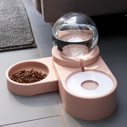 Pet Supplies 1.8L Large-capacity Spherical Dog Automatic Water Dispenser Rotatable Cat Food Bowl Suitable for Small Pet Bottle