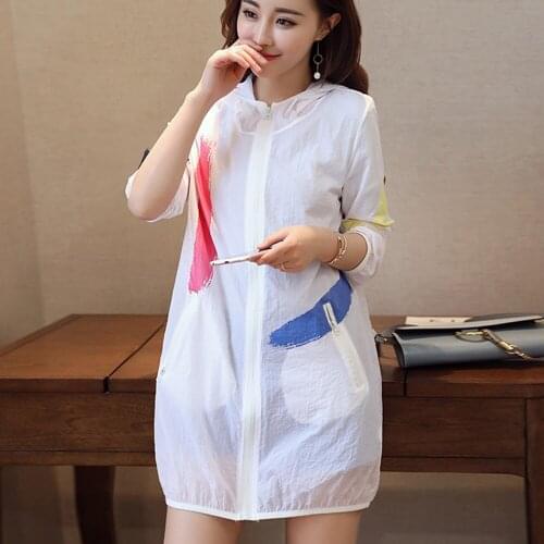 Summer new beach thin breathable long large size Korean sunscreen Windbreaker female vintage spring Rainbow color white jacket