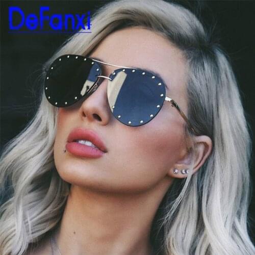 Ladies' Metal Rivet Pilot Sunglasses Luxury Vintage womens sunglasses brand designer men shades Tinted Summer Glasses