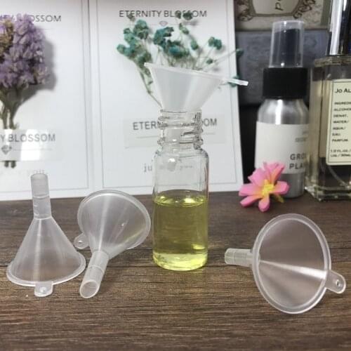 Transparent Plastic Mini Small Funnels for Perfume Liquid Essential Oil Filling Empty Bottle Kitchen Tool wen6928