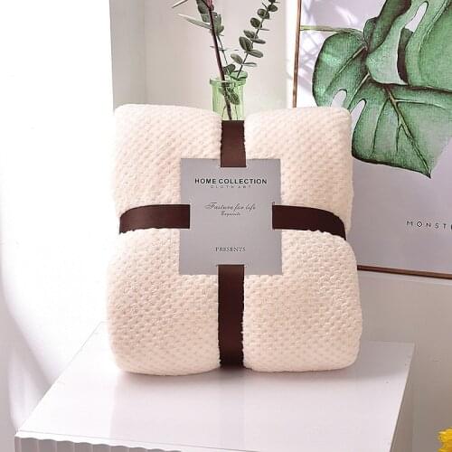 All Seasons Fashion Leisure Student Dormitory Sofa Blanket Warm Plaid Women Manta Coral Fleece Home Tapestry Pets Cat Covering