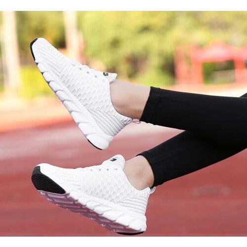 VTOTA Women Casual Shoes White Sneakers Fashion Breathable Waking Mesh Lace Up Platform Wedge Shoes Tenis Feminino Trainers