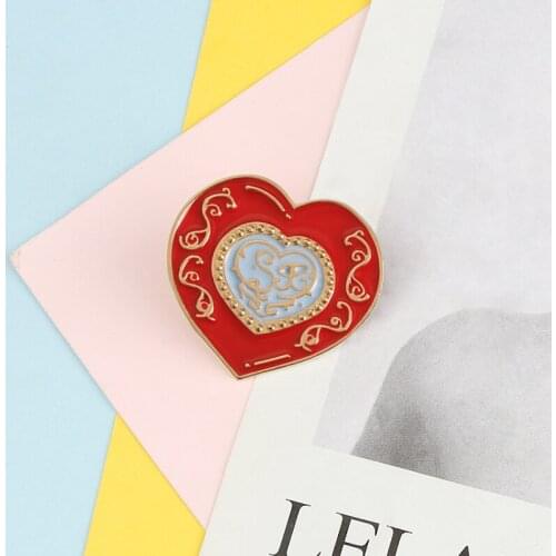 Fashion Women Enamel Pin Creative Red Heart Shaped Brooches Bag Clothes Lapel pins Cartoon Button Badges Jewelry Gifts for Girl