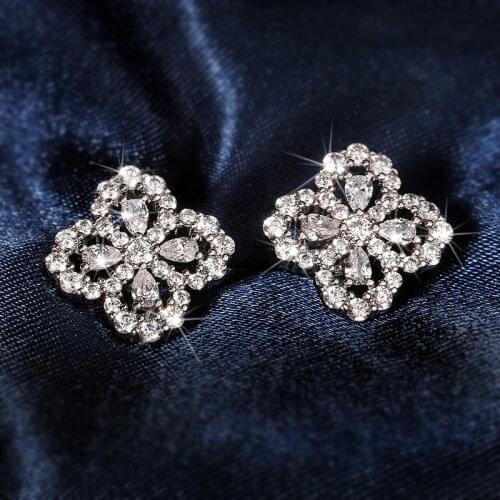 2021 New Classic Luxury Four-leaf Clover Stud Earrings Flower Design and Oval Zircon S925 Earrings for Womens Wedding Jewelry
