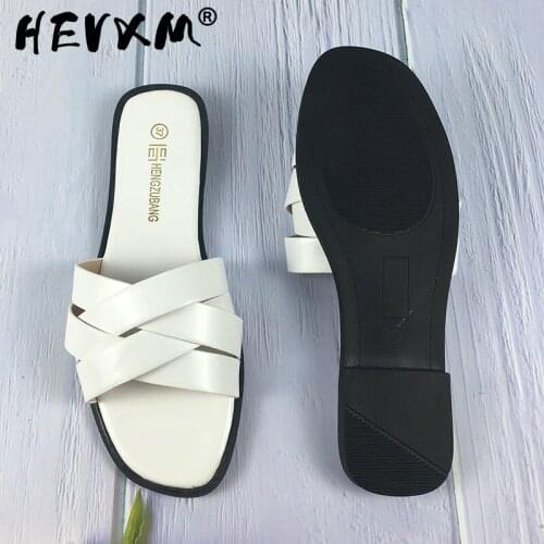 2021 summer new style fashion casual comfortable outdoor female flat slippers Solid color cross braided square head Slippers
