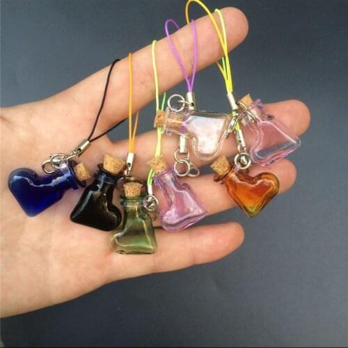 70pcs Cute Glass Bottles Oblique Hearts Pendant With Key Chains Lobster Clasp Bottles Handmade Pendant Gift Bottles Mix Colors