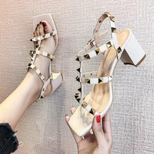 2021 New Medium-heeled Sandals Thick-heeled Fairy Wind Summer Rivets High-heeled Square Head Roman Female Sandals