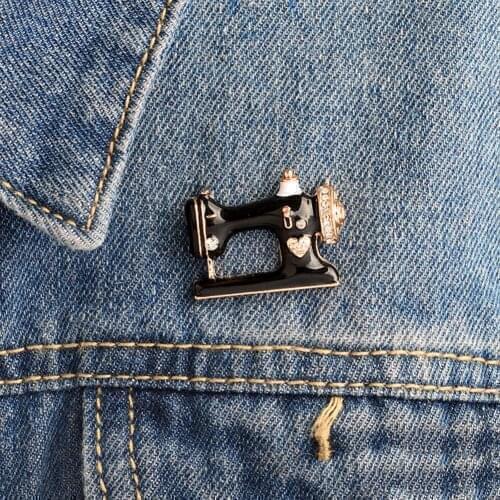 Unisex Exquisite Sewing Machine Brooch Pin Denim Jacket Women Collar Badge Jewelry Gift Brooch Pin accessories