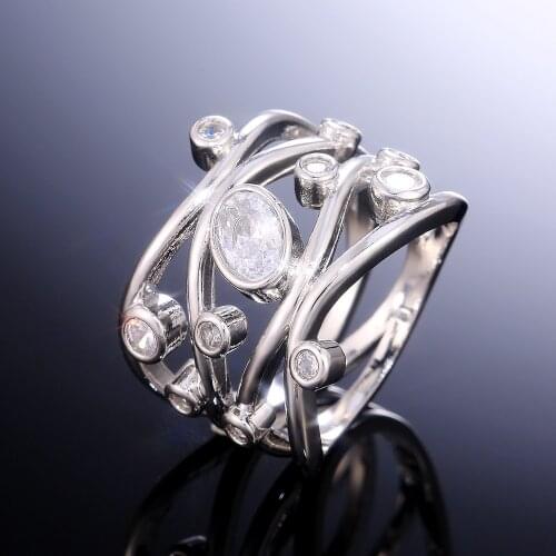 Charm Female Round Crystal Stone Ring Dainty Silver Color Wedding Love Rings For Women Luxury Hollow Geometry Engagement Ring