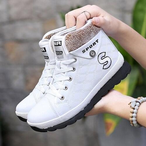 QZ57 Woman Boots Winter Artificial Leather Lace-Up Keep Warm Goth Punk Snow Boot Ladies Luxury Besigner Platform Kawaii Shoes
