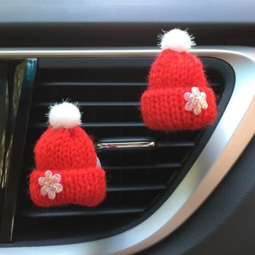 Mini Knitted Christmas Hat Perfume Decoration Car Air Outlet Clip Air Freshener Car Interior Car Aroma Diffuser Car Accessories