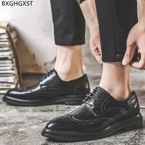 Brogue Men Dress Shoes Leather Oxford Wedding Shoes for Men 2021 Black Man Designer Business Shoes Men Zapatos Hombre Chaussure