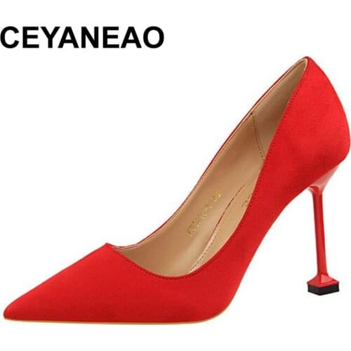 CEYANEAO Suede Pumps