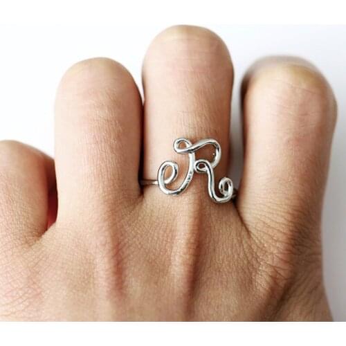 Unisex Alloy Letter Ring Initial Name Ring Women Geometric Creative Finger Ring Girls Gifts Jewelry Accessories Wholesale