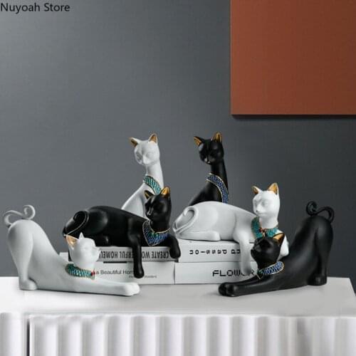Creative Cat Ornaments Nordic Minimalist Resin Animal Statue Crafts Desktop Ornaments Living Room Home Decoration Accessories