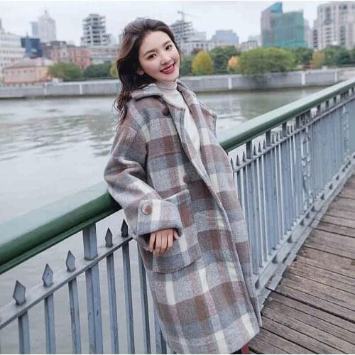 AECU Warm Womens Woolen Long Sleeved Loose Female Coat Classic Plaid Coat with Pocket Female Blends Outwear