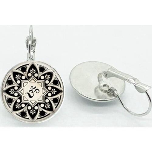 Vintage Glass Cabochon Om Yoga Mandala Ladies Earrings Classic Buddhist Religious Jewelry Fashion Gifts