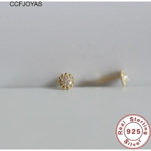 CCFJOYAS 925 Sterling Silver European Small Daisy Stud Earrings for Women/Girl Simple Mini Cute Earrings Fashion Jewelry Gift