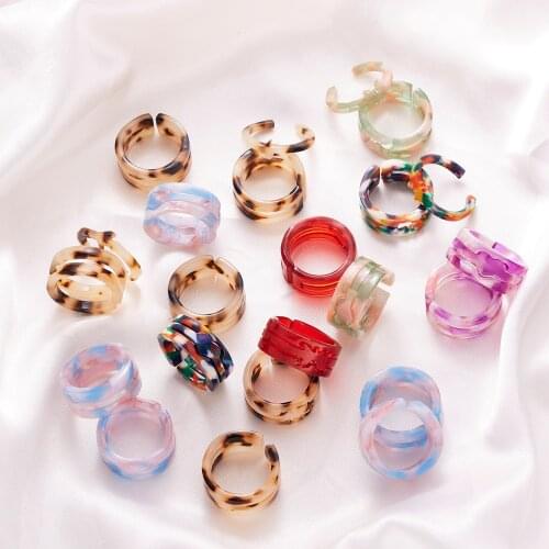 2pcs/set Resin Acrylic Hollow Heart Butterfly Colourful Geometric Rings Set for Couple Lovers Wedding Jewelry Engagement Gifts
