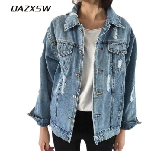 QAZXSW New Vintage Womens Jean Jackets Loose Casual Denim Jacket Women Coat Long Sleeve Hole Streetwear Abrigos Mujer HB462