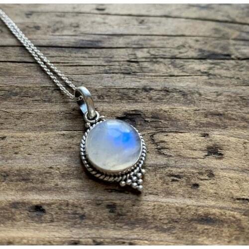 New Design Hot Sale Teardrop Semi-precious Moonstone Pendant Necklace for Women Zircon Silver Color Fashion Jewelry