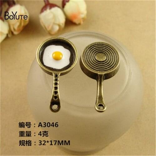 BoYuTe (30 Pieces/Lot) 32*17MM Antique Bronze Plated Alloy Necklaces Pendants Frying Pan Eggs Charms Diy Jewelry Findings