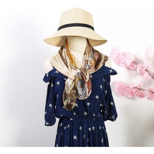 Women Scarf Square scarves Alphonse Maria Mucha Oil Painting Printed Silk Scarf Women shawls Girl Hair Scarf Tie bandana