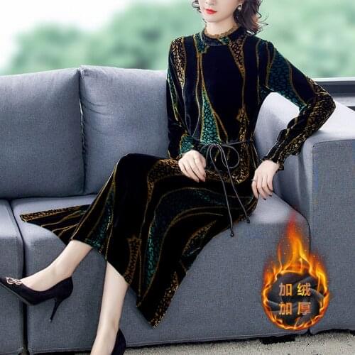 Winter 5XL Plus Size Plush Padded Warm Midi Dress Autumn Casual Vintage Black Gold Velvet Dress Elegant Women Bodycon Vestidos