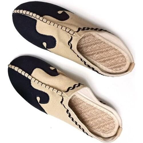 Classic cloth shoes mens shoes spring and summer casual Chinese style slippers breathable embroidered Chinese Tang shoes Hanfu