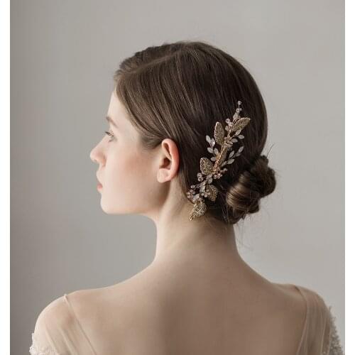 Romantic Sweetheart Bridal Headdress Golden Alloy Leaves Crystal Rhinestone Hair Comb for Wedding Perform Studio Travel O376