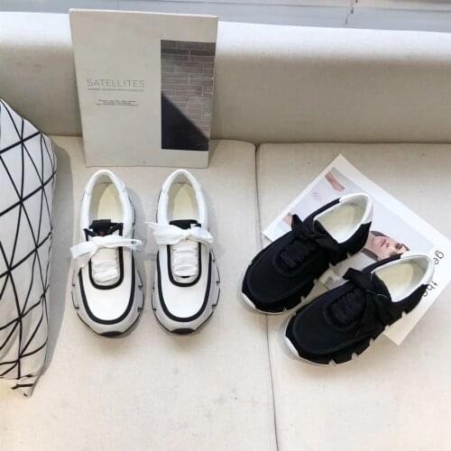 Nubuck Leather Thick Sole Running Shoes Woman Round Toe Lace Up Height Increasing Casual Sneakers Women Platform womens Shoes