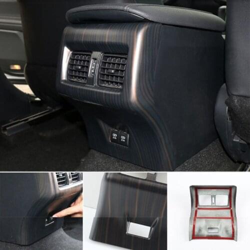 Car Rear Exhaust Air Outlet Decorative Frame Air Conditioning Panel Anti-kick Pad for Toyota Camry 2018 2019 2020 Car Accessorie