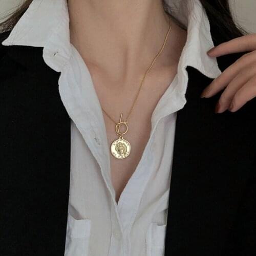 Metal Coin Pendant Necklace Female Short Necklaces for Women Gold Color Clavicle Chain 2020 Fashion Jewelry Korean Style Simple