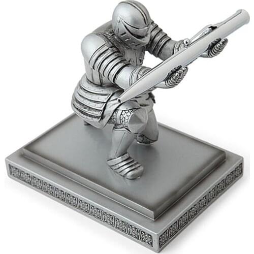 Soldier Executive Knight Pen Holder Hero Metal Multifunctional Pen Holder