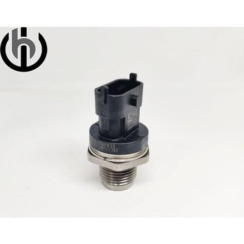 0281002930 2000 Bar Fuel Rail High Pressure Sensor Common Injection Regulator Sender For MAN HOCL LC LION S CITY