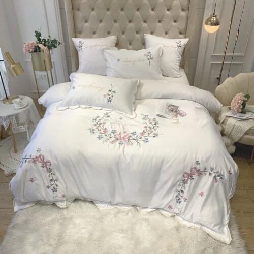 White Wreath Embroidery 60S Satin Washed Silk bow-knot Bedding Set Cotton Duvet Cover Bed Linen Fitted Sheet Pillowcases