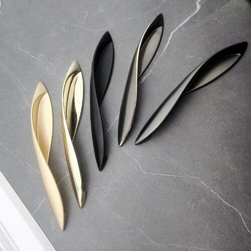 Handels for Kitchen Furniture Door Handles Knobs for Cabinets and Drawers Metal Zinc Alloy Black Interior Home Drawer Pulls