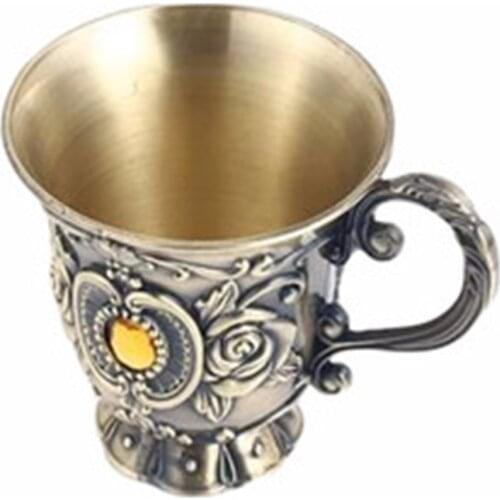 Nordic Metal Vintage Small Goblet Home Decoration Creative Wedding Housewarming Gifts Household Cup Carving Pattern TB
