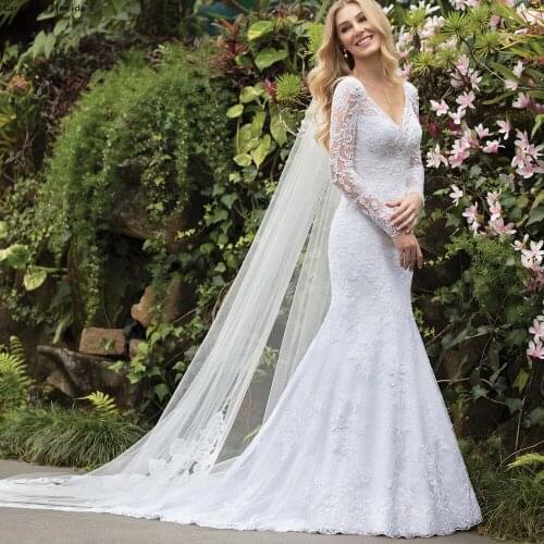 V-Neck Long Sleeves Mermaid Wedding Dresses with Lace Appliques & Beads Wedding Gowns 2019
