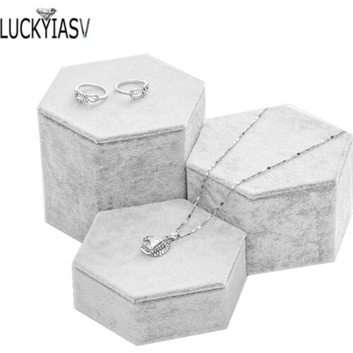 Grey Velvet Hexagonal Flannel Jewelry Display Support Necklace Pendant Bracelet Ring Display Props Counter Window Display Prop