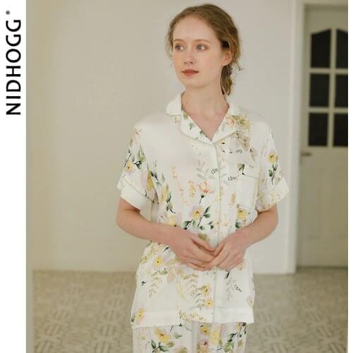 2020 Pastoral Style Satin Lapel Rose Short Sleeve Pajamas Summer Printing Trousers Sexy Sleepwear Hipster 2 Piece Women Wear