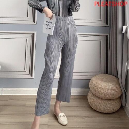 Miyake Folds Straight Nine-point Pants All-match Trend Girl Pants Spring Autumn New Style Thin High Waist Pleated Pants GREY