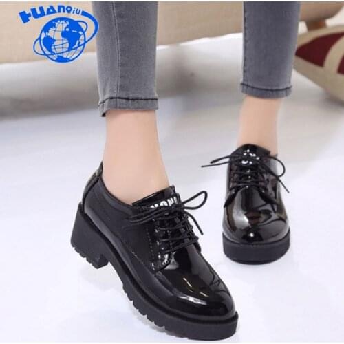 HUANQIU High Quality Women oxfords Flats Platform shoes Patent Leather Slip-on pointed Creeper black Brogue Loafers ZLL118
